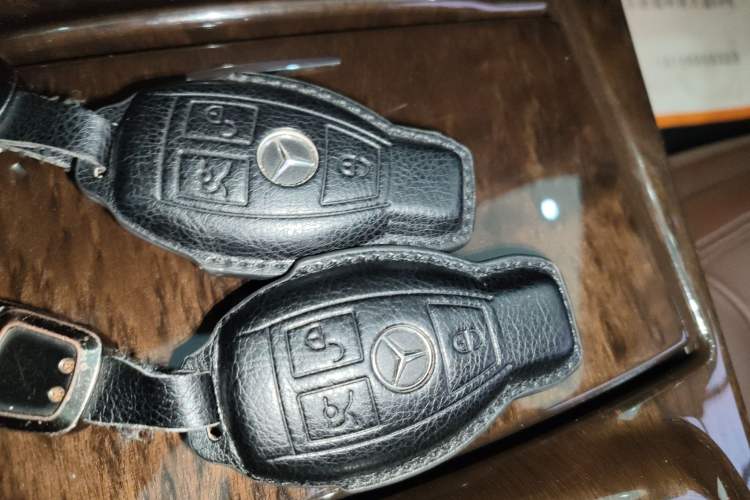 Used Mercedes-Benz S-Class 2012 S 300 L Business-Class Grand Edition Vehicle Key