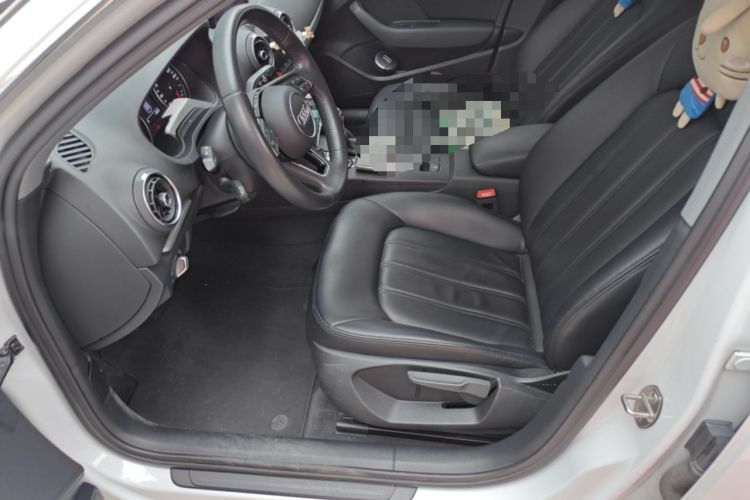 Used Audi A3 2020 Restyled Sportback 35 TFSI Entry-Level China VI Emission Standard Left Front Seat