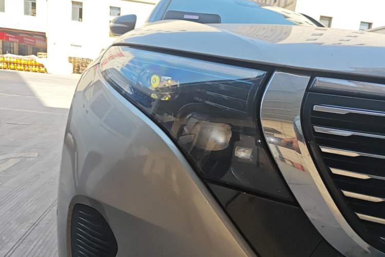 Used Mercedes-Benz EQC 2020 EQC 350 4MATIC Right Front Headlight