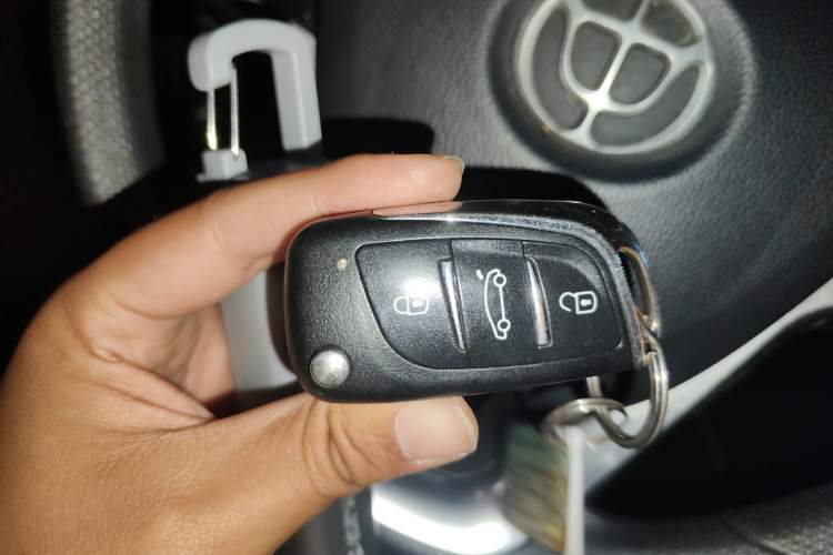 Used Brilliance V5 2014 1.5T Automatic Two-Wheel Drive Sport Model