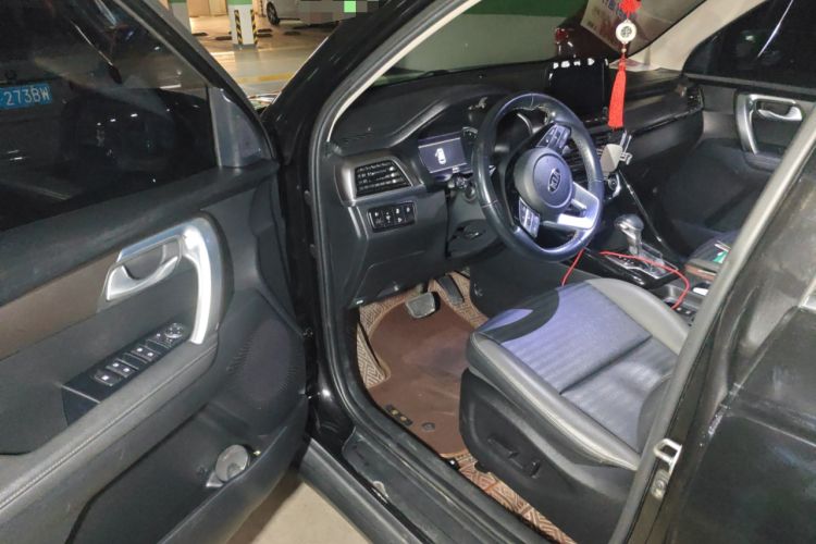 Used Kia Sportage R 2018 2.0L Automatic Smart Luxury Version China V Standard Interior 3