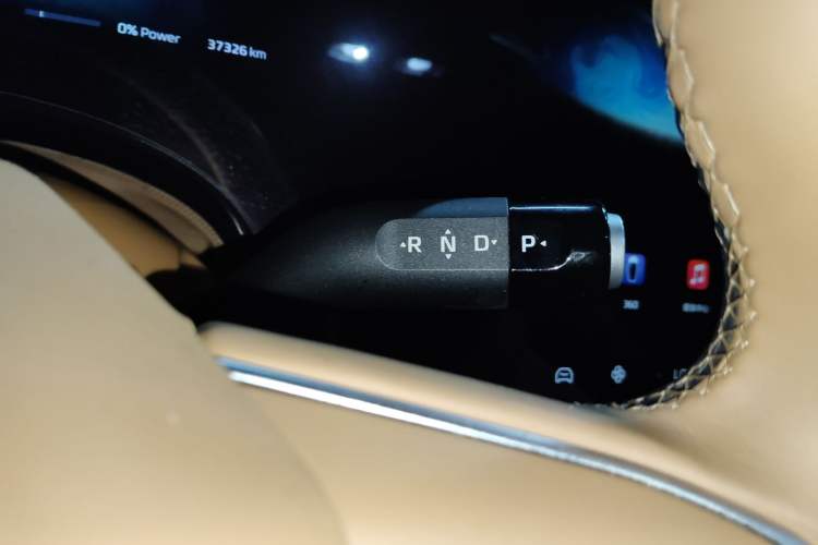 Used Rising R7 2023 Rear-Drive Screen King Edition