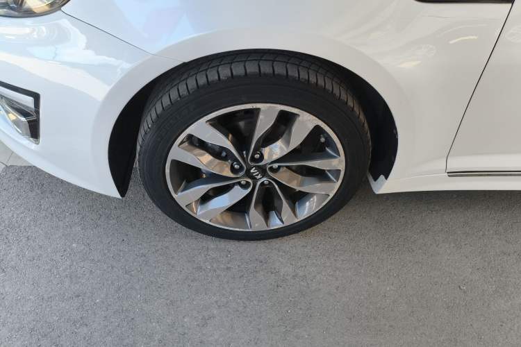 Used Kia K5 2014 2.0L Automatic LUXURY