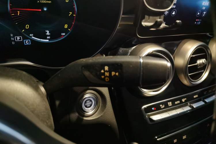 Used Mercedes-Benz GLC 2020 Facelifted GLC 260 L 4MATIC Dynamic Edition