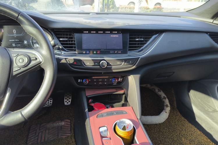 Used Buick Regal 2020 GS 28T Elite Model
