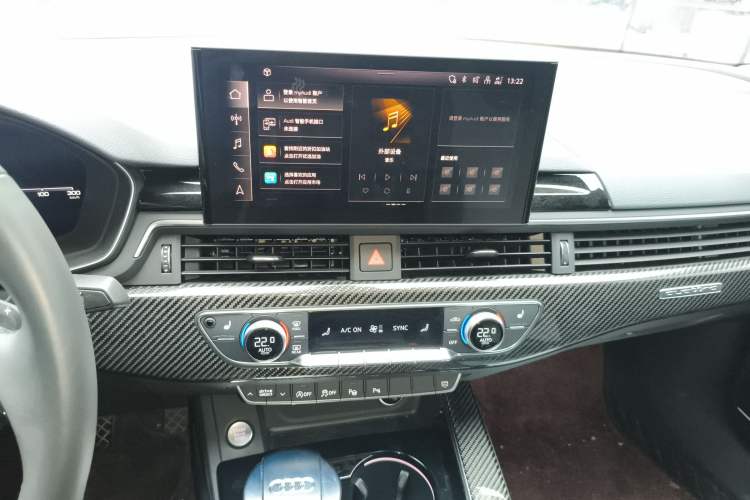 Used Audi A4L 2022 45 TFSI quattro Prestige Dynamic Edition Audio And AC Panel