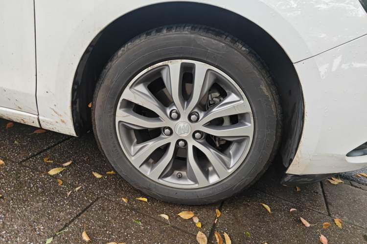 Used Buick GT 2019 18T Automatic Connected Elite Model China VI Standard
