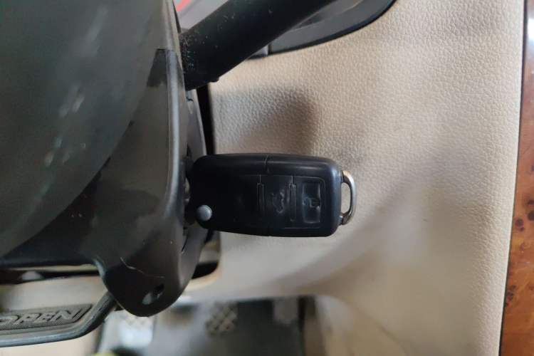 Used Volkswagen Bora 2008 1.6L Manual Comfort Model
