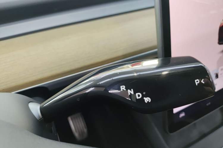 Used Tesla Model Y 2022 Rear-Wheel-Drive Version
