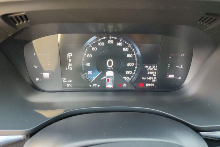 Used Volvo XC60 2021 T5 4x4 Smart Luxury Edition