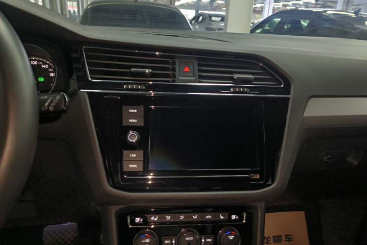 Used Volkswagen Tiguan L 2018 Facelift 330TSI Automatic Two-Wheel Drive Luxury Edition