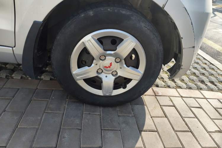 Used Wuling Hongguang 2014 1.5L Base Version
