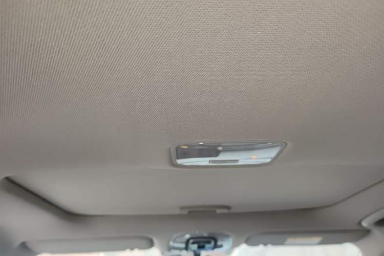 Used Hyundai Elantra 2021 1.5L CVT GLX Elite Edition Headliner