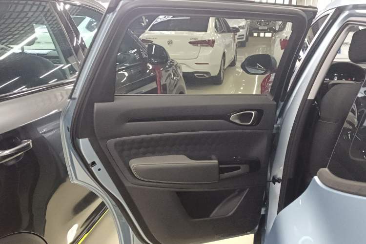 Used Baojun RM-5 2019 1.5L Manual Elite Edition with 24-hour Online Service 5 Seats
