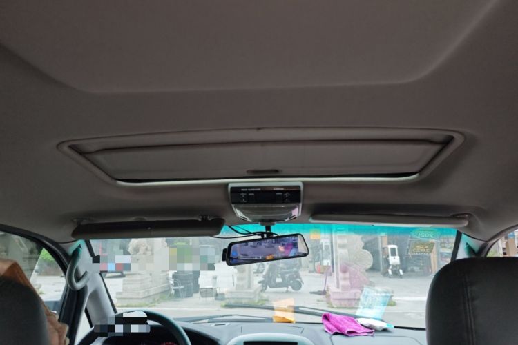 Used FORTHING Lingzhi 2011 QA 2.4L Short-Wheelbase Comfort Edition Headliner