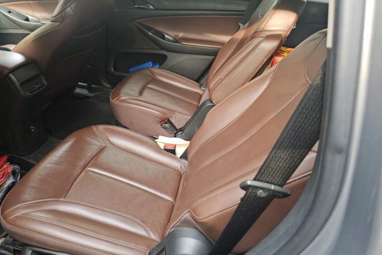 Used Buick GL6 2018 18T 6-Seater Luxury Model
