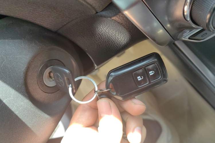 Used Toyota YARiS L Zhi Xuan 2014 1.3E Manual Charm Edition
