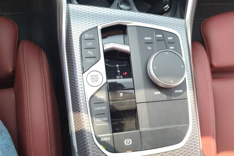 Used BMW 3 Series 2025 330Li M Sport Shadowline Package