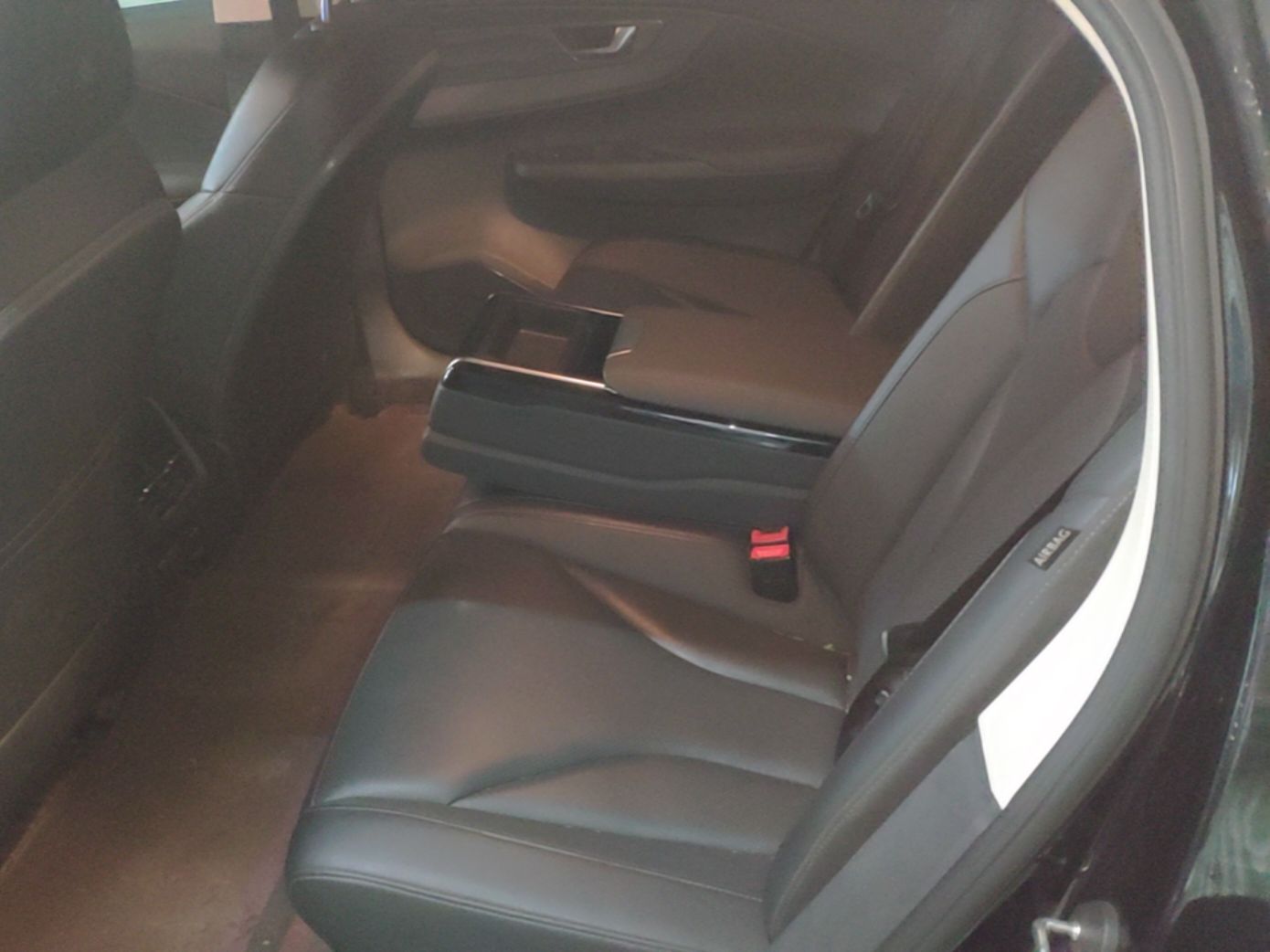 Hongqi E-QM5 2023 Revised Version Basic Travel Edition — снимка 20