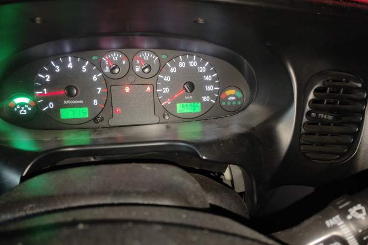 Used JAC Group Refine 2015 2.0L Shuttle Gasoline Long-Wheelbase Comfort Version HFC4GA3-3D
