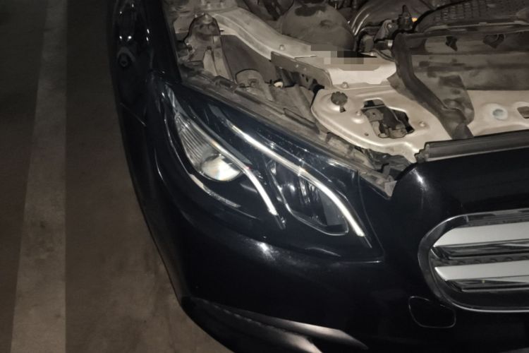 Used Mercedes-Benz E-Class 2019 Restyled E 300 L Sport Luxury Edition Right Front Headlight