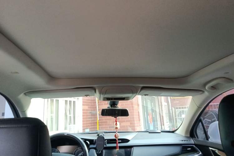 Used Cadillac XT5 2018 25T Luxury Model
