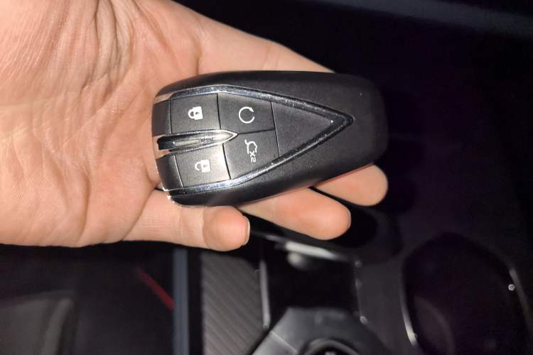 Used CHANGAN UNI-K iDD 2022 Blue Whale iDD 130km 1.5T Prestige Model Vehicle Key