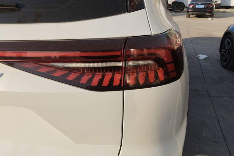 Used Chery Tiggo 8 PRO 2024 Champion Edition 390T Two-Wheel Drive Peak Version 5 Seats