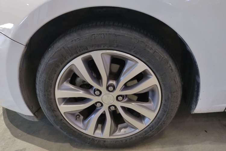 Used Buick GT 2019 18T Automatic Connected Elite Model China VI Standard
