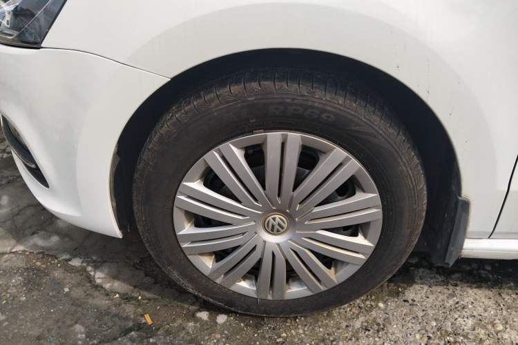 Used Volkswagen Polo 2018 1.5L Automatic Enjoyment Model Left Front Wheel Hub