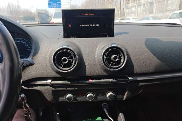 Used Audi A3 2017 Limousine 35 TFSI Ambition Edition
