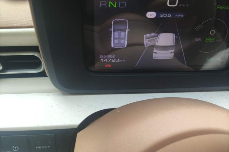 Used Wuling Hongguang MINIEV 2024 3rd Generation 215km Youth Edition Odometer Close Up