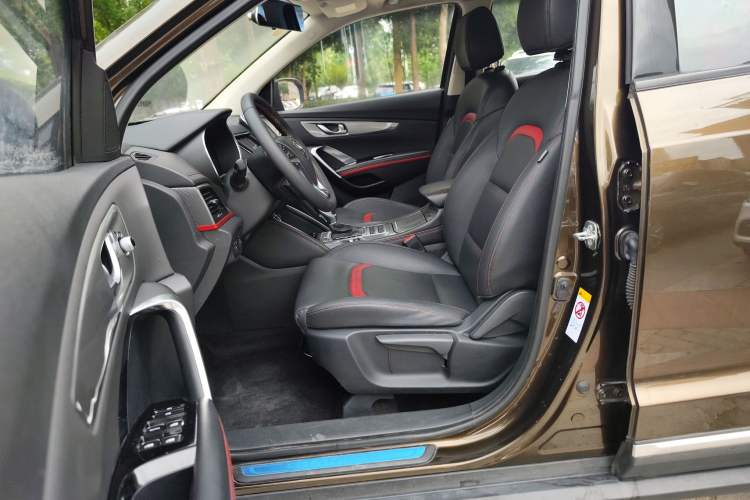 Used Changan CS55 2018 1.5T Automatic Colorful Edition China V Standard