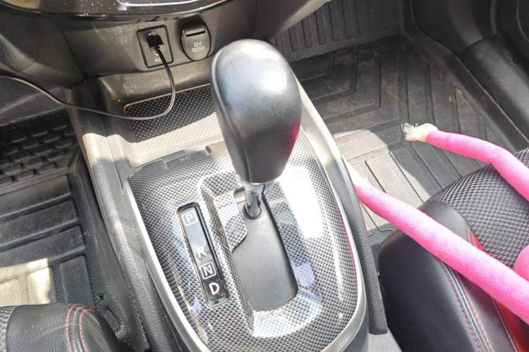 Used Nissan Qashqai 2017 2.0L CVT Smart Enjoyment Version China V Standard Gear Lever