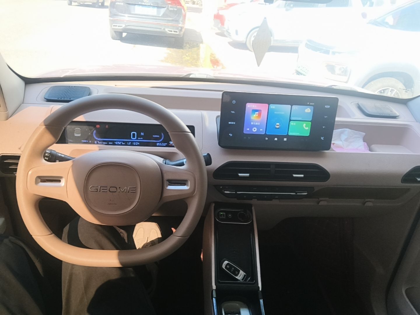 Geely Galaxy Panda 2023 Panda Mini 200km Endurance Bear — снимка 15