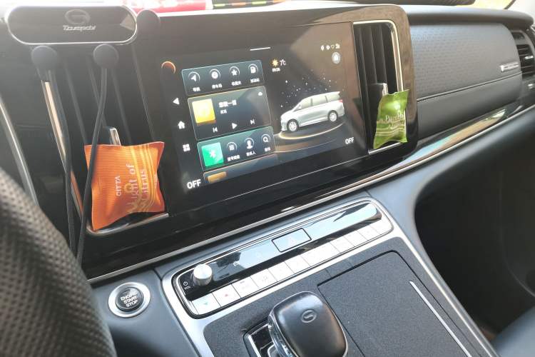 Used GAC Trumpchi M8 2021 Master Series 390T Ultimate Edition Audio And AC Panel