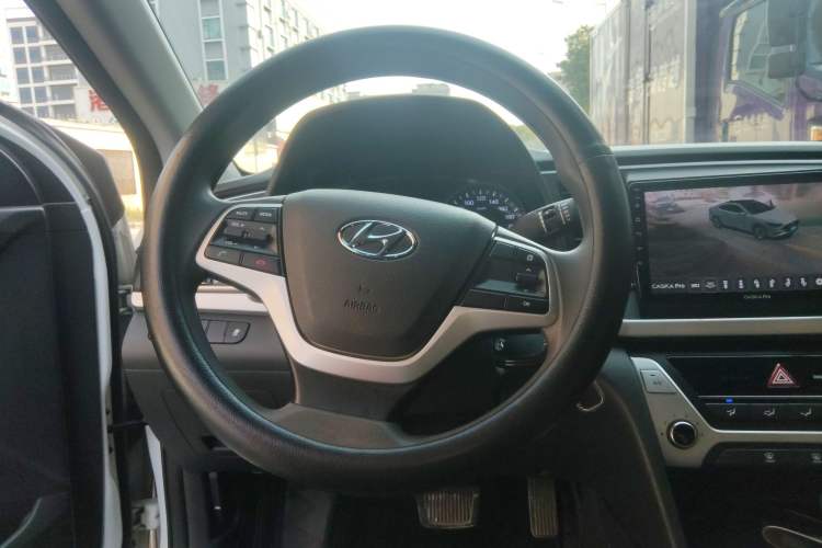 Used Hyundai Elantra (6th Generation / Lingdong) 2016 1.6L Automatic ZhiXuan – Elite Version