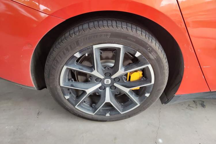 Used Xiaomi Auto SU7 2024 Four-Wheel Drive Ultra-Long Range Advanced Intelligent Driving Max Edition