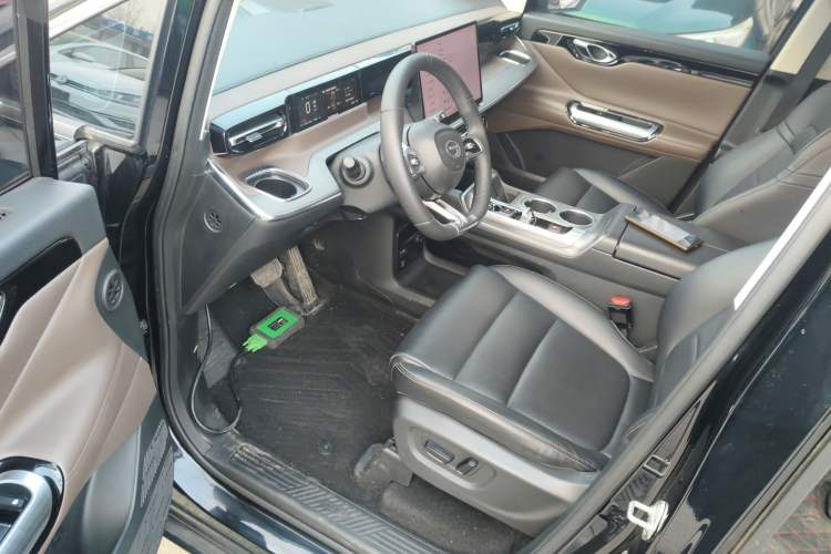 Used GAC Trumpchi E8 2024 Honor Series 2.0L Smart Edition Driver Seat