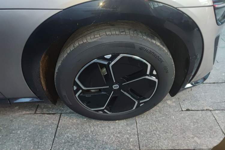 Used Xiaomi Auto YU7 2025 Ultra-Long Range Rear-Wheel Drive Version
