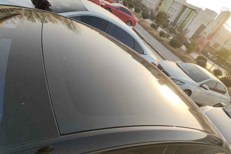 Used Tesla Model Y 2021 Long-Range All-Wheel-Drive Version
