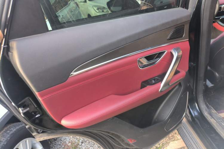 Used JETOUR X70 PLUS 2021 1.5T DCT Mountain 7-Seater