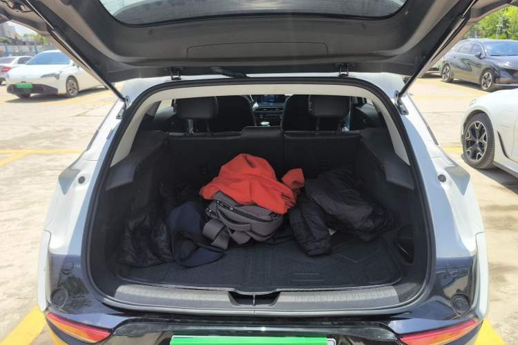 Used Buick Velite 6 2022 Connected Fashion PLUS Trunk