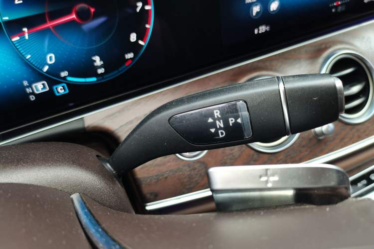 Used Mercedes-Benz E-Class 2021 E 300 L Luxury Model Gear Lever