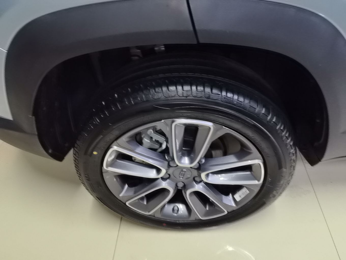 Geely Auto icon 2026 Model Chocolate 1.5TD Pure & Refined Edition — снимка 11