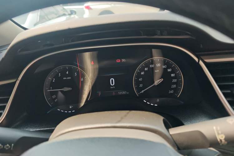 Used Buick GT 2018 15T Dual-Clutch Elite Model China V Standard
