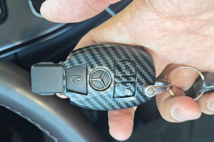 Used Mercedes-Benz GLC 2016 GLC 300 4MATIC Dynamic Model
