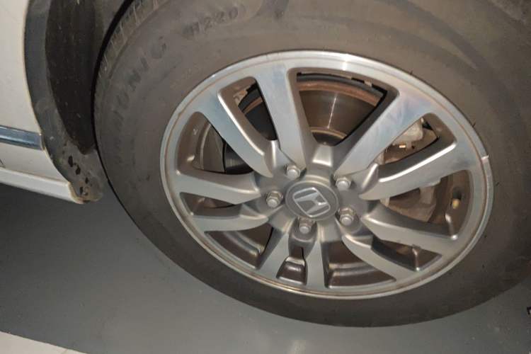 Used Honda Spirior 2017 2.0L Comfort Edition Right Front Wheel Hub