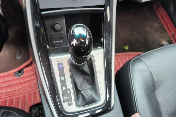 Used Hyundai Elantra (5th Generation / Langdong) 2015 1.6L Automatic Luxury Model