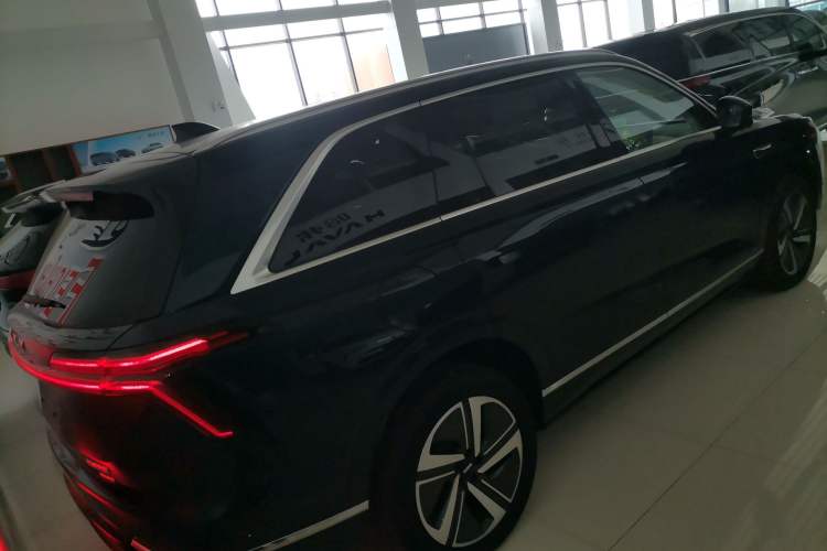 Used Wey Lanshan 2025 Four-Wheel Drive Max
